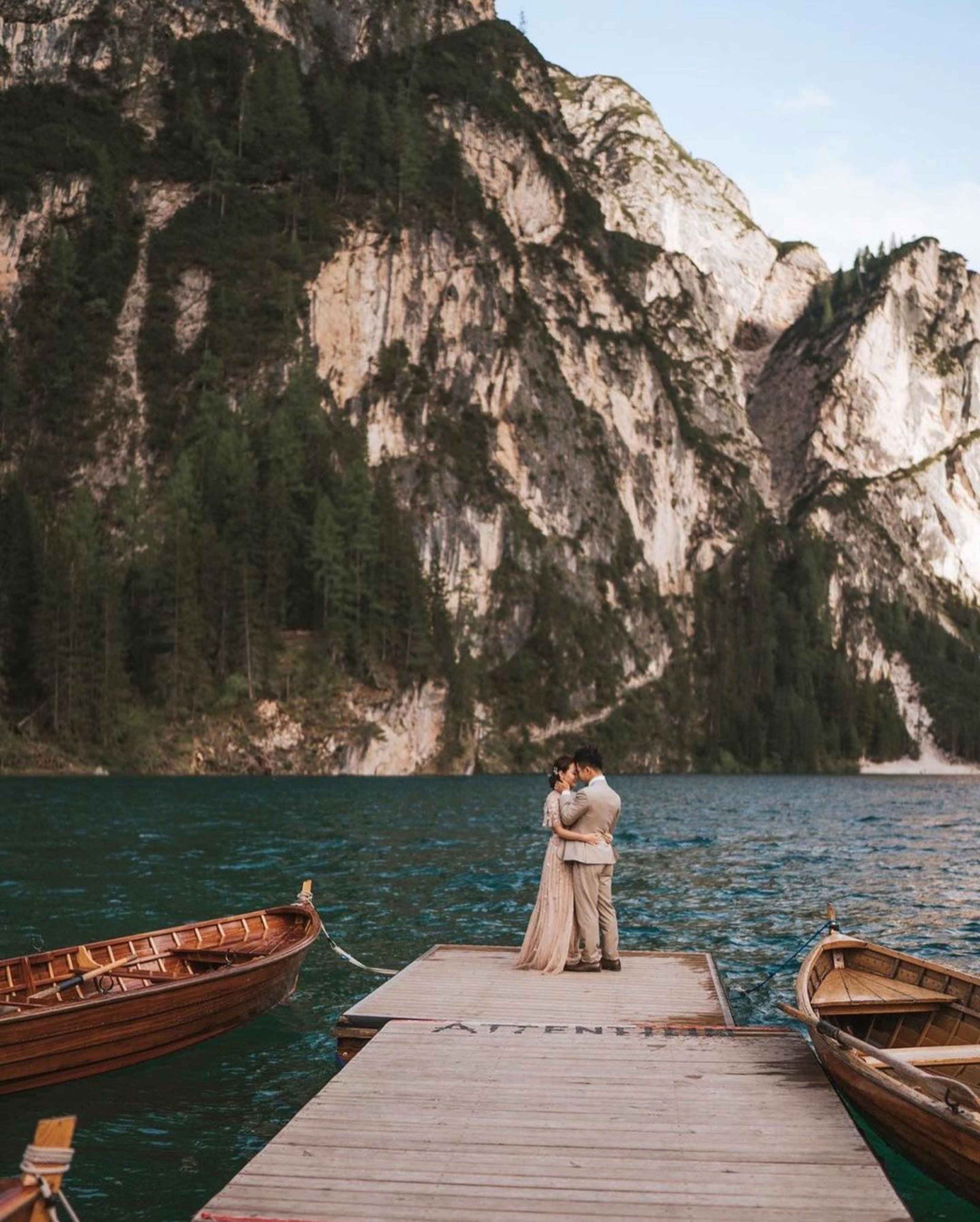 Hochzeit, Hochzeitspaar, Hochzeitsfeier, Lago di braies, Südtirol, Pragser Wildsee